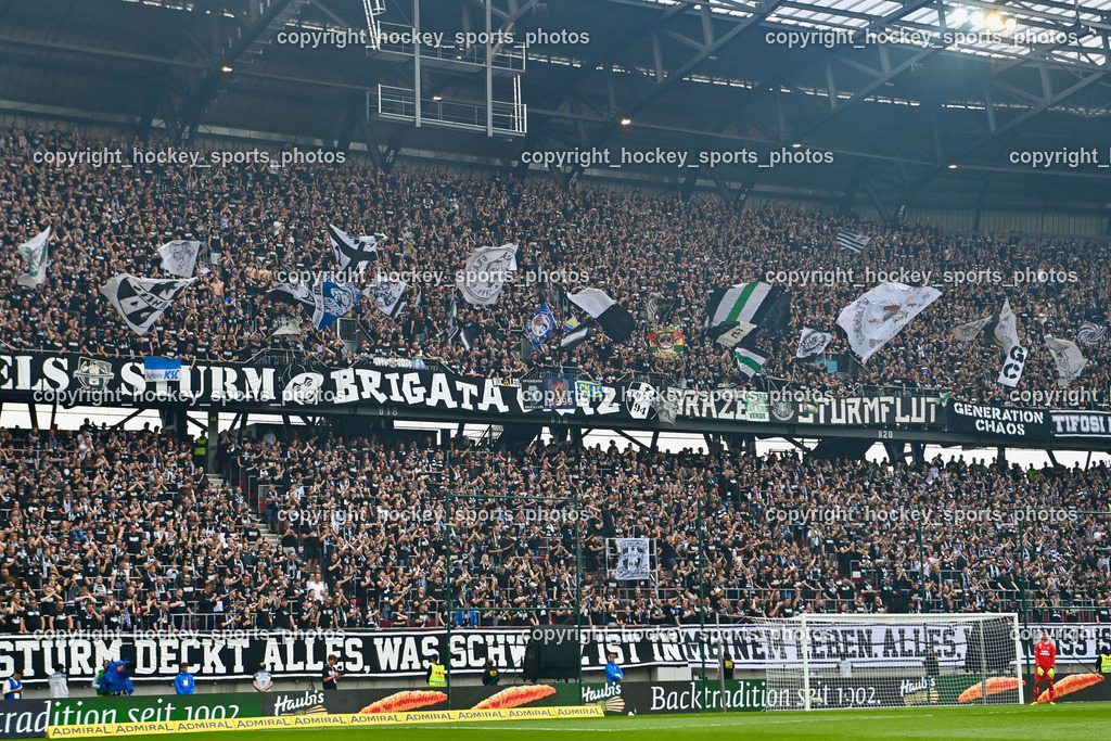 SK Puntigamer Sturm vs. SK Rapid Wien Siegerehrung, Impressionen | SK Sturm Fans, SK Puntigamer Sturm vs. SK Rapid Wien Siegerehrung, Impressionen, SK Puntigamer Sturm vs. SK Rapid Wien Siegerehrung, Impressionen am 01.05.2024 in Klagenfurt (Wörthersee Stadion ), Austria, (Photo by Bernd Stefan)