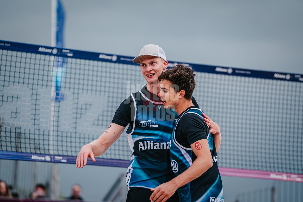 Beachvolleyball | Männer | German Beach Tour 2024 | Tourstop Bremen | 08.06.2024 | v.l. Philipp Huster und Lui Wüst