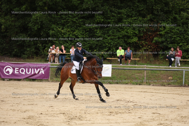 HG9A0942 | laurarinckfotografie - Realisiert mit Pictrs.com