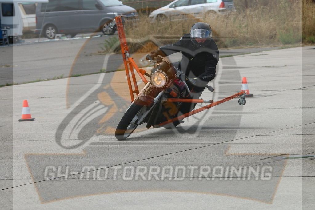 IMG_3503 | gh-motorradtraining-foto.de - Realisiert mit Pictrs.com