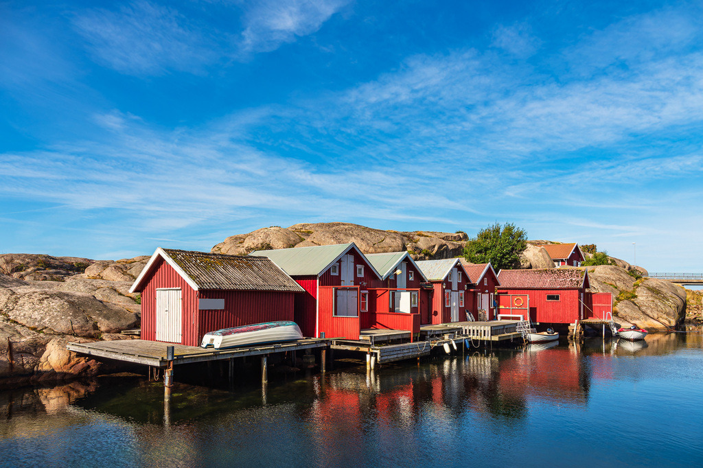 Hafen mit Boothäuser im Ort Smögen in Schweden | Hafen mit Boothäuser im Ort Smögen in Schweden.