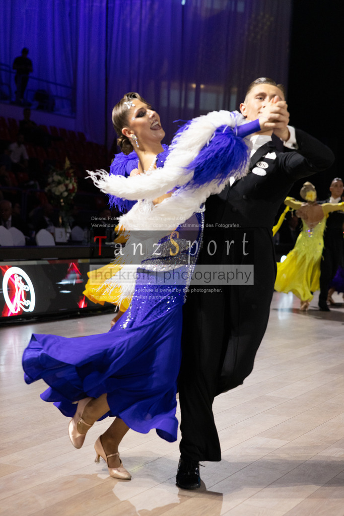 IMG_7663 | Tanzsportbilder, Standardtanz, Lateintanz, WDSF, DTV, LTVB, dancecomp, goc, hessen tanzt, blaues band der spree, walzer, tango, wiener walzer, slowfox, quickstepp, samba, rumba, cha-cha-cha, paso doble. jive, hd-kroft photography, turniertanzsport