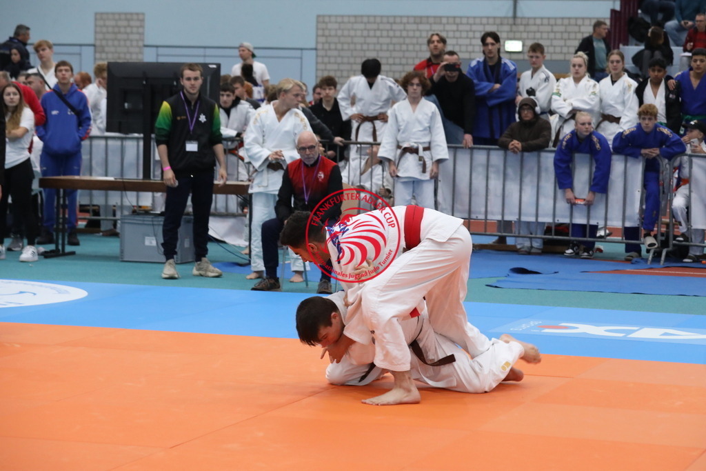 1J7A2695 | Fotos vom Adler Cup - Pictures from Adler Cup

Hier findet Ihr alle Eindrücke und großen Momente der Adler Cup Wochenenden. Here you will find all impressions and great moments of the Adler Cup weekends. - Realisiert mit Pictrs.com