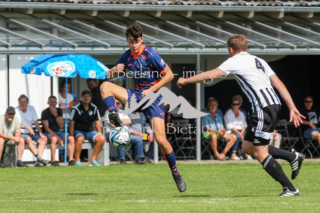 993T6009 | Medien- Sport- Entertainmentfotos