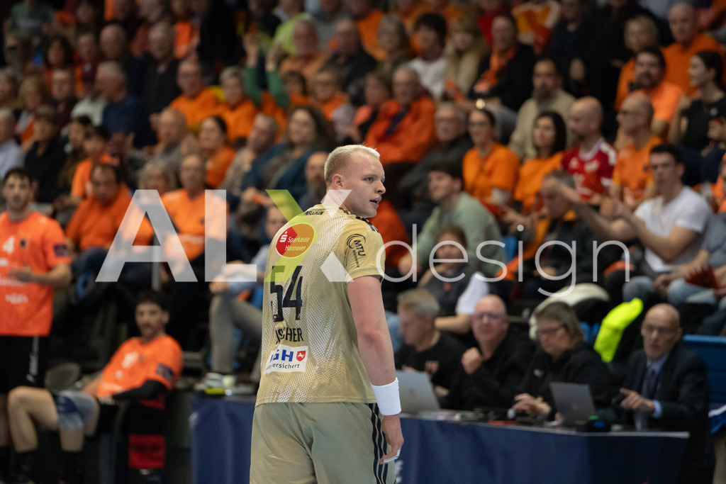 Handball I Herren I Saison 2025-2026 I EHF EUROPEAN LEAGUE 2025/26 | Men I Main Round I 2. Spieltag I Kadetten Schaffhausen - TSV Hannover-Burgdorf I 24.02.2026 | 54 Justus Fischer (DE) (TSV Hannover-Burgdorf) – Kreisläufer - Realisiert mit Pictrs.com