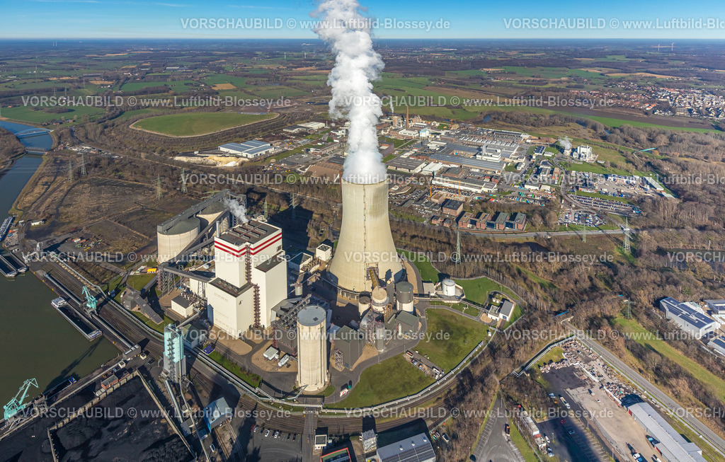 Luenen230204300 | Luftbild, Trianel Kohlekraftwerk Lünen, Gewerbegebiet In den Telgen, Remondis Werksgelände, Kühlturm Lünen Stummhafen mit Dampfwolke, am Datteln-Hamm-Kanal, Lippholthausen, Lünen, Ruhrgebiet, Nordrhein-Westfalen, Deutschland