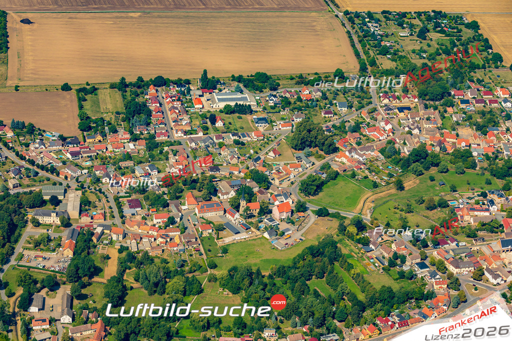 Stadt Obhausen von Oben- Die Luftaufnahme wurde 2025 vom UL-Flugzeug heraus erstellt ( keine Drohnenaufnahme ) - Hochauflösende Luftaufnahme - für Wandbilder und großformatige Ausdrucke geeignet. Das besondere Geschenk!Hier alle&nbsp;Infos zur Lizenzierung der LuftaufnahmeWir fliegen auch dieses Jahr wieder in Ihre Region um Luftbilder zu erstellen.- Luftbild anfragen