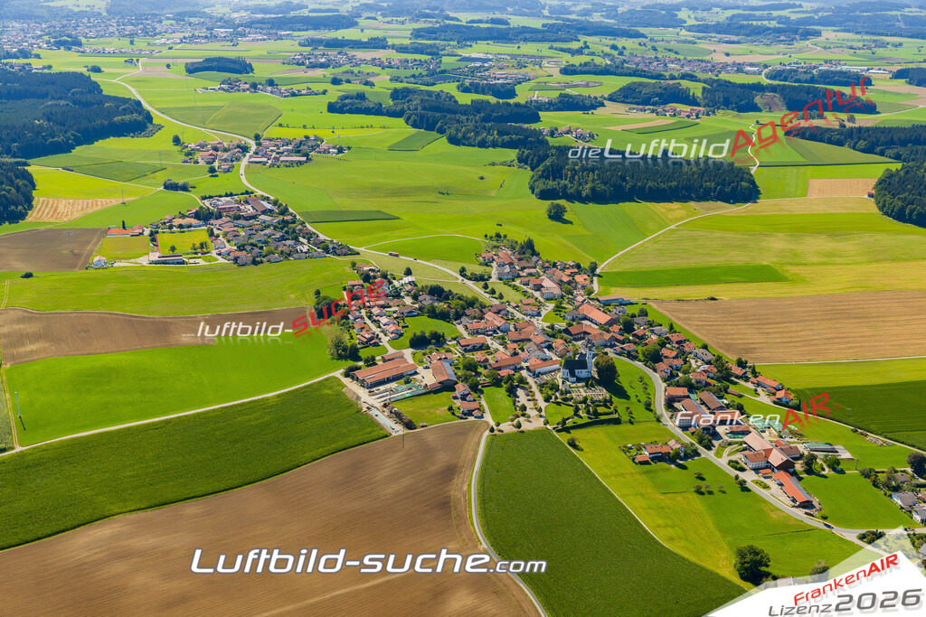 Luftaufnahme von  Nußdorf - Die Luftaufnahme wurde 2025 vom UL-Flugzeug heraus erstellt ( keine Drohne ) - Hochauflösende Luftaufnahme - für professionelle Ausdrucke geeignet. Die Geschenkidee !Mit Lizenz und Bildrechte bestellbar