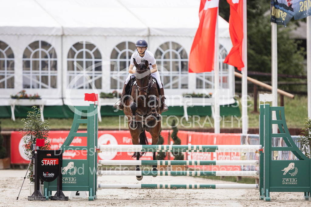 240711_BHO_L-Stil-1-407 | Deine schönsten Turniermomente als professionelle Fotos! Entdecke hochwertige Pferdesport-Fotografie im Online-Shop. Jetzt Fotos finden & bestellen!