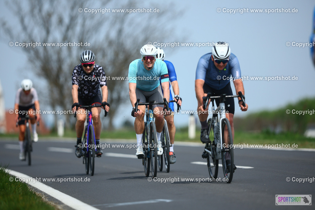 715_TRA55956 | Neusiedlersee Radmarathon 2026@sportshot_your_pictrs #yourpictures#roadtowm2029 #nrm #neusiedlerseeradmarathon #neusiedlersee #neusiedlerseetourismus #burgenland #mörbisch #nrm26 #burgenlandtourismus #voglundco #poweredbyburgenlandtourismus #radsport #rad #marathon #ucigranfondo #visitburgenland #ucigranfondoworldseries