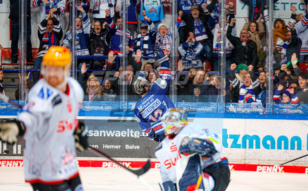 Iserlohn Roosters - Fischtown Pinguins Bremerhaven | 
DEL: Iserlohn Roosters - Fischtown Pinguins Bremerhaven - Realisiert mit Pictrs.com