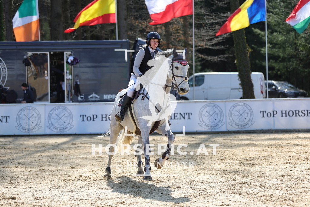 0P6A1599 | Willkommen bei Brunnmayr - Design & Fotografie – Ihrem Spezialisten für Reitturniere und Pferdeveranstaltungen in Oberösterreich, Salzburg und Bayern! Seit über 17 Jahren sind wir leidenschaftlich dabei.