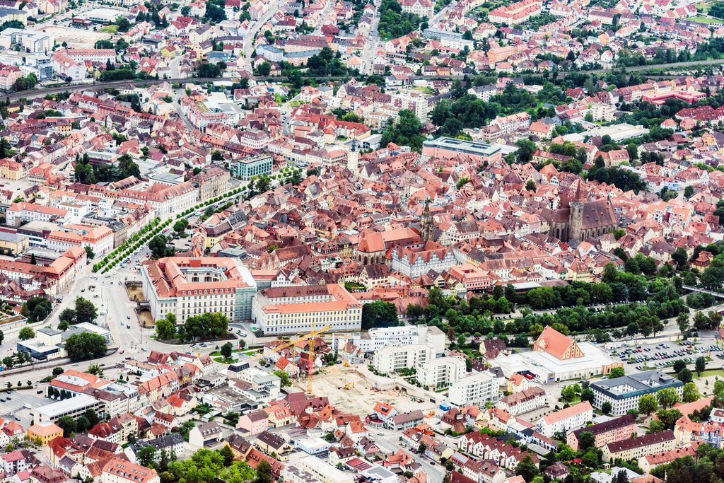 dr__0010753.jpg | ANSBACH 15.07.2017 Altstadtbereich und Innenstadtzentrum in Ansbach im Bundesland Bayern, Deutschland. // Old Town area and city center in Ansbach in the state Bavaria, Germany. Foto: Daniel Reiter