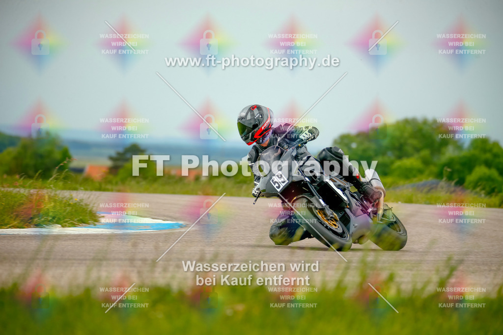 _MOT1945 | Hier findet Ihr Bilder von Touristenfahrten auf der Nürburgring Nordschleife oder von anderen Veranstaltungen die ich besucht habe. Viel Spass beim Durch Schauen 