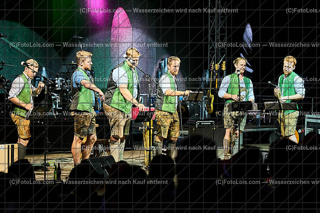 ALP8272_NASCHENWENG_Hollenstein_Vorband SCHNOPSIDEE | (C)FotoLois.com, Alois Spandl, Vorband SCHOPSIDEE zu Melissa NASCHENWENG auf BERGBAUERNTOUR beim KÖNIGSBERG OPEN AIR in Hollenstein, Sa 2. September 2023.