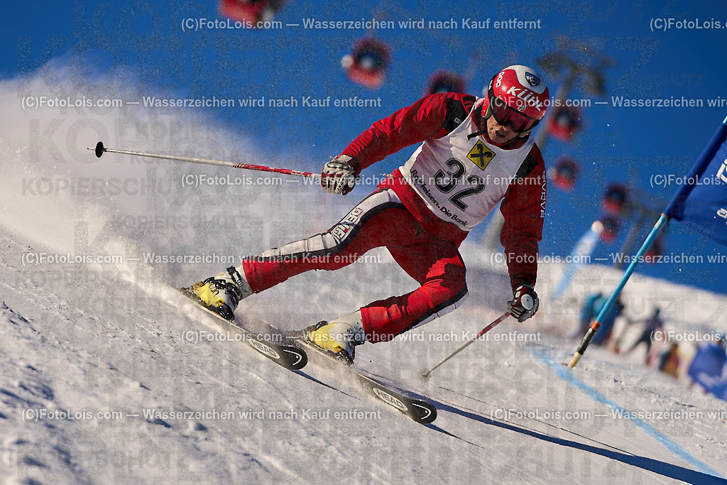 ALP2613_MASTERS-Cup_GS-B Herrn_Plattner Karl | (C)FotoLois.com, Alois Spandl. FIS Masters-Cup Wildschönau, Giant Slalom auf der Piste Schatzberg GS, Siegerehrung auf dem Dorfplatz Niederau, Sa 13. Januar 2024.