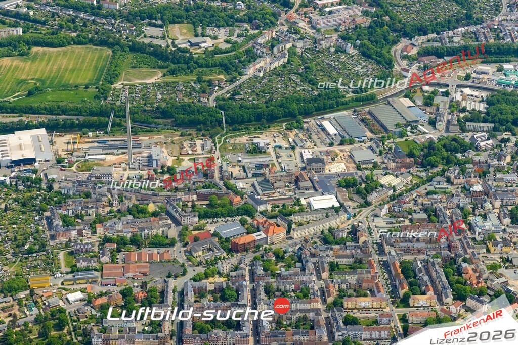 Die Luftaufnahme Hammertorvorstadt - Plauen wurde 2022 vom Flugzeug aus (keine Drohne) erstellt. Hohe Auflösung -für große Poster und Wandbilder geeignet - Garantiert!