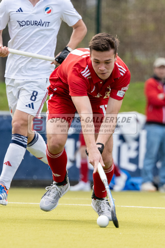 SFE_20260321_0024 | Köln, Deutschland, 21.03.26: Feldhockey 1. Bundesliga Herren zwischen Rot-Weiss Köln - Mannheimer HC im REWE Sportpark am 21.03.2026 in Köln, Deutschland. (Foto von Stephan Fehrmann)Köln, Germany, 21.03.26: Feldhockey 1. Bundesliga Herren between Rot-Weiss Köln - Mannheimer HC in REWE Sportpark at 21.03.2026 in Köln, Deutschland. (Foto from Stephan Fehrmann)