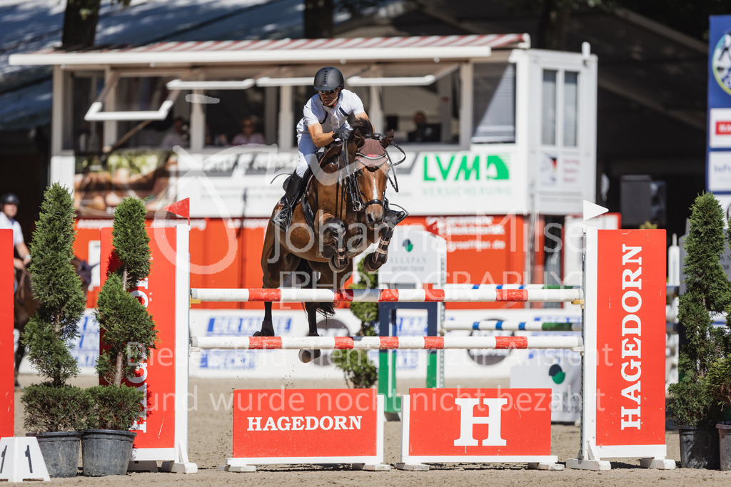 230908_OWLCh_MediumTour-221 | Deine schönsten Turniermomente als professionelle Fotos! Entdecke hochwertige Pferdesport-Fotografie im Online-Shop. Jetzt Fotos finden & bestellen!