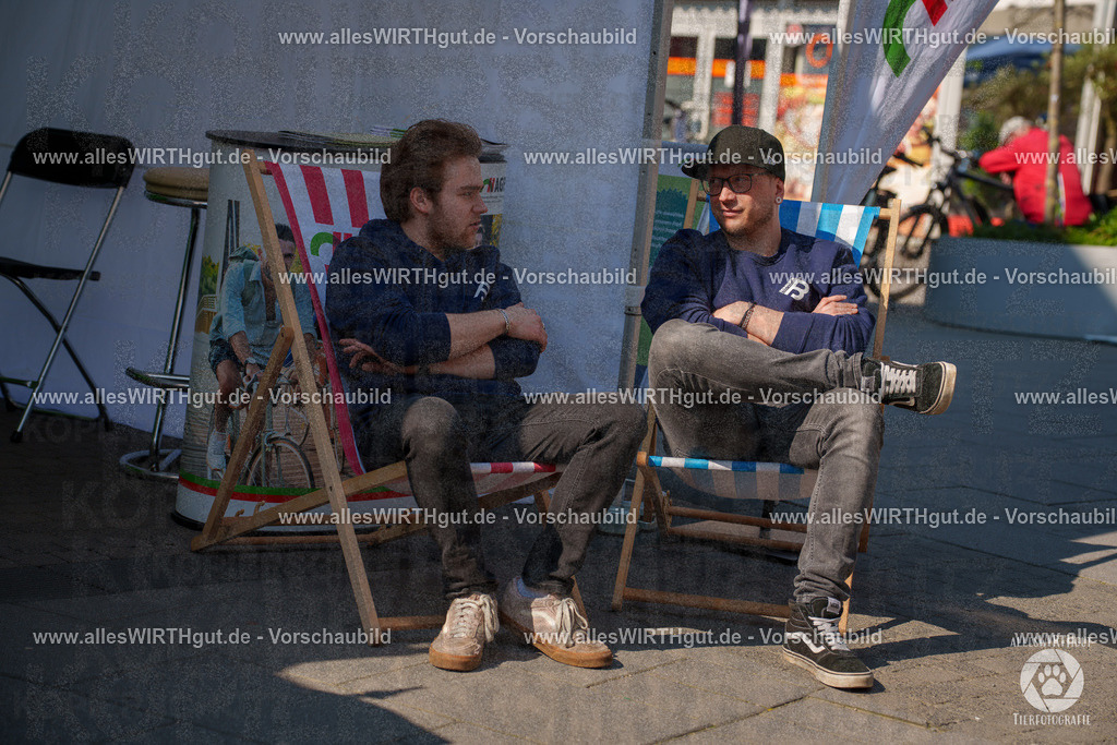 Pfötchenmarkt Nettetal-Lobberich 2026 - Nettetal-Tag - Daniel Wirth - www.allesWIRTHgut.de - @allesWIRTHgut_Tierfotografie 7R507677 | Professionelle Tierfotografie in Mönchengladbach von Daniel Wirth (allesWIRTHgut). Liebevolle & natürliche Bilder von Hunden & Katzen für unvergessliche Erinnerungen.