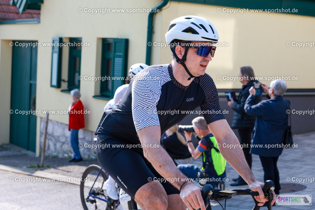 429_AR6_8873 | Neusiedlersee Radmarathon 2026@sportshot_your_pictrs #yourpictures#roadtowm2029 #nrm #neusiedlerseeradmarathon #neusiedlersee #neusiedlerseetourismus #burgenland #mörbisch #nrm26 #burgenlandtourismus #voglundco #poweredbyburgenlandtourismus #radsport #rad #marathon #ucigranfondo #visitburgenland #ucigranfondoworldseries