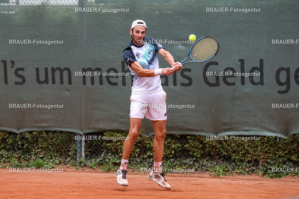HTC Blau-Weiß Krefeld - LTTC Rot-Weiß Berlin  | Krefeld, Deutschland 21.07.2023, Stefano Travaglia (HTC Blau-Weiß Krefeld) gegen Timo Stadder (LTTC Rot-Weiss Berlin) ,

bei der 2. Tennis Bundesliga Nord Begegnung zwischen HTC Blau-Weiß Krefeld und LTTC Rot-Weiß Berlin am 21.07.2023 in Krefeld.

(Foto: BRAUER-Fotoagentur)
 
