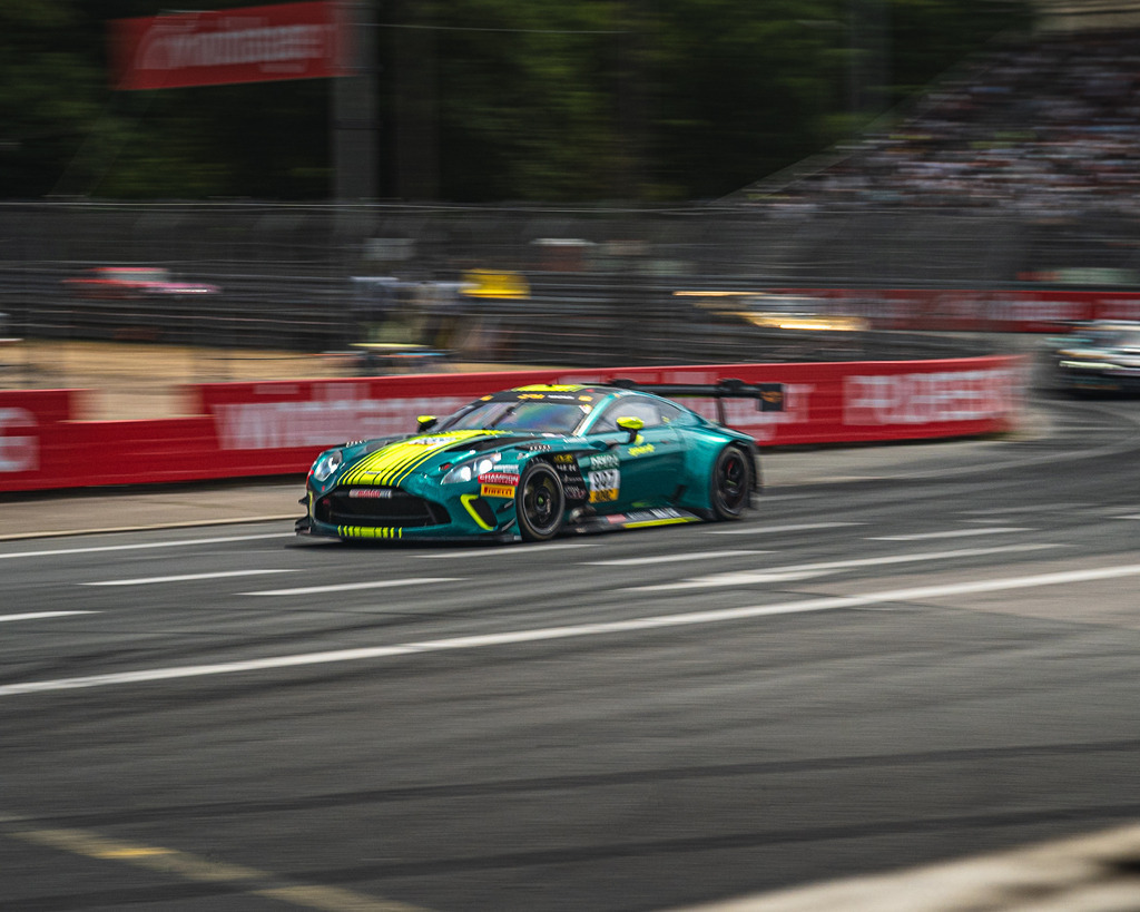 TXO06105 | Exklusive Motorsport-Fotografie aus Leipzig von TXO Media – für Rennfahrer, Teams & Sponsoren. Sausemuth liefert starke Bilder, die Emotion zeigen. Jetzt buchen & glänzen! - Realisiert mit Pictrs.com