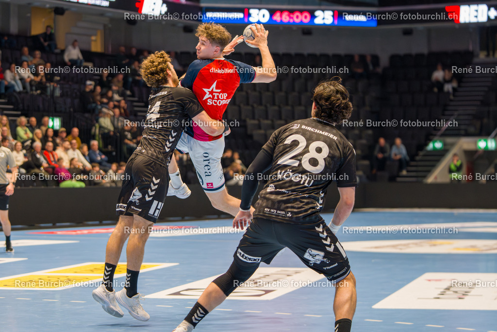 BUR00476 | René Burch leidenschaftlicher Fotograf aus Kerns in Obwalden.  Hier finden sie Sport, Landschaft und Natur Fotografie.
 - Realisiert mit Pictrs.com