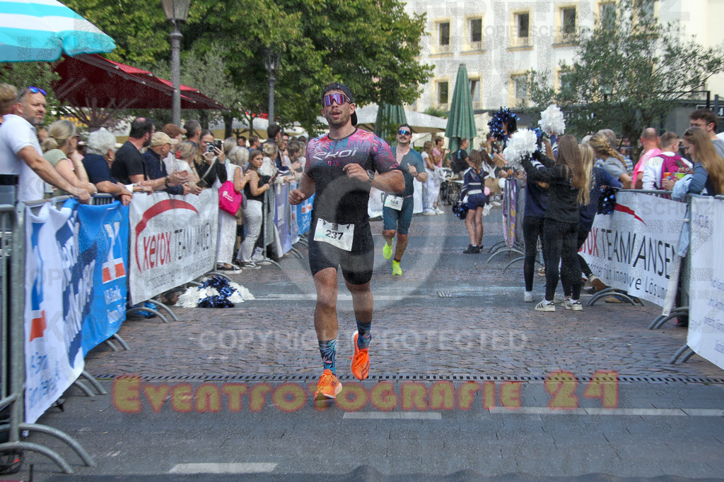 250824_1445_EV4_2158 | Sportfotografie im Rhein-Sieg Kreis, Köln, Bonn, NRW, Rheinland Pfalz, Hessen, etc. Unser Tätigkeitsfeld umfasst den Laufsport vom Volkslauf über den Marathon, Duathlon, Triathon bis zum Ultralauf wie Kölnpfad Ultra oder Schindertrail.