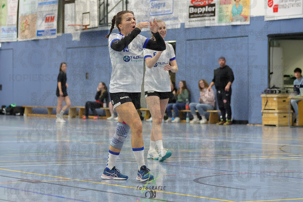 Frauen 2. Bezirksklasse, SG Rechtenbach - HSG Kleenheim/Langgöns III | Frauen 2. Bezirksklasse, SG Rechtenbach - HSG Kleenheim/Langgöns III am 16.11.2024 in Rechtenbach (Sporthalle Rechtenbach)Photo © 2024 - Jörg Heinrich - Realisiert mit Pictrs.com