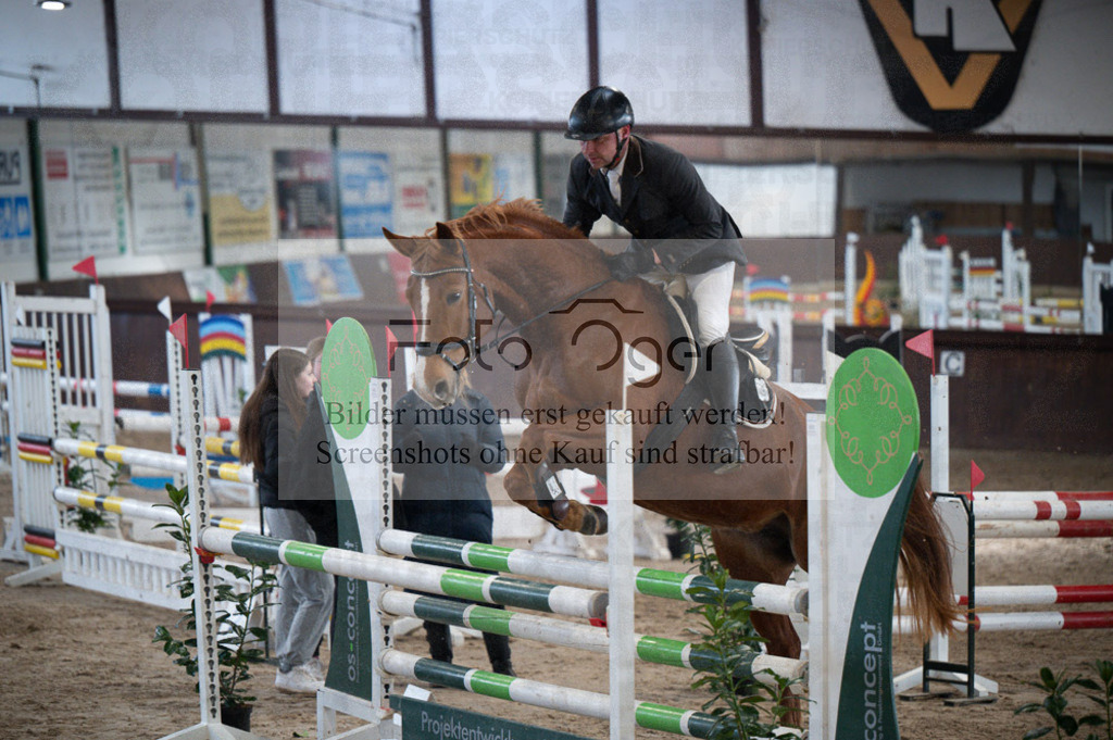 Hallenreittunier Voxtrup 2023 | Entdecke hochwertige Reitturnierfotos von Foto Oger. Professionell, emotional und authentisch – jetzt Lieblingsmomente im Shop bestellen.Deutschlandweite Turnierfotografie. - Realisiert mit Pictrs.com