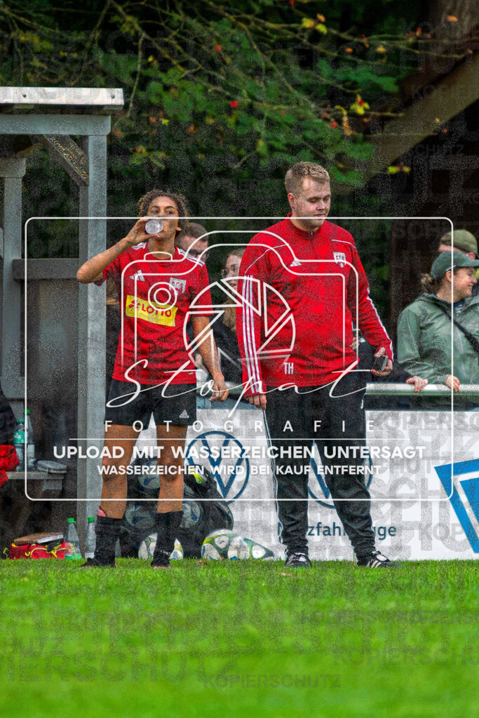 260919-MTVSCT-0085 | Torben Hübner (MTV Soltau - Co-Trainer); Kreisliga Damen ROW - MTV Soltau vs. SC Tewel am 19.09.2026 in Sportpark Ost, Soltau - Realisiert mit Pictrs.com