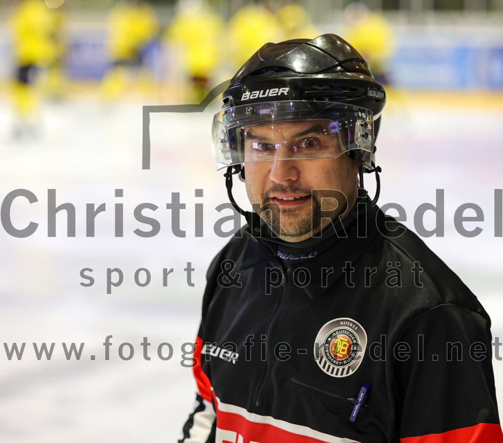2025-10-10_028_TSV_Erding_gegen_onesto_Tigers_Bayreuth | Erding, Deutschland, 10.10.2025:Eishockey, Oberliga Süd 2025 / 2026, 7. Spieltag, TSV Erding gegen onesto Tigers Bayreuth, Endergebnis: 2:5Foto: Christian Riedel / fotografie-riedel.net
