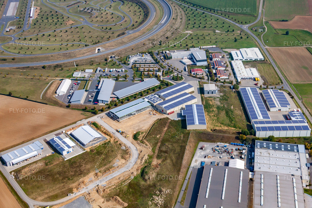 Luftbild: Boxberg, Industriegebiet mit Pfrüfzentrum, Systemair und Dolzer GmbH im Ortsteil Windischbuch in Boxberg im Bundesland Baden-Württemberg in Deutschland. Foto: IMG_45645-1692.jpg vom 25.09.2011 durch Werner Riehm/FLY-FOTO.de