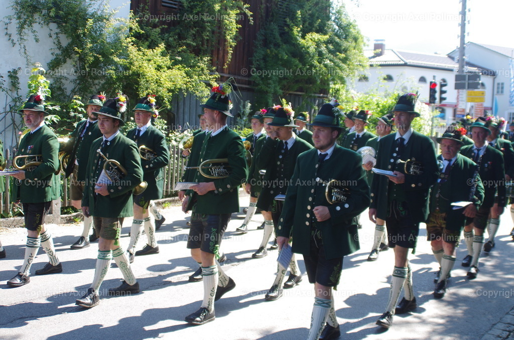 IMGP4107 | fotografiert von Axel PollmannLeonhardi Wallfahrt Benediktbeuern und Murnau, Fronleichnam, Fasching, Landschaft im Loisachtal und Benediktbeuern  - Realisiert mit Pictrs.com