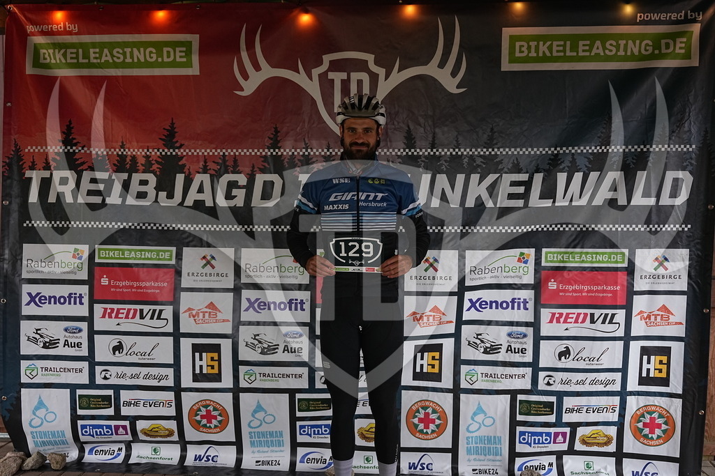 A1_09421 | Fotogalerie der Treibjagd im Dunkelwald - Dein MTB Etappenrennen im Erzgebirge - Realisiert mit Pictrs.com