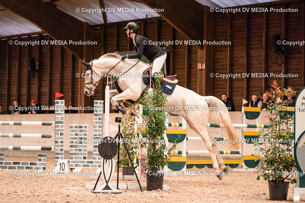 Springen Tag 3-409 | dv-media-shop - Realisiert mit Pictrs.com