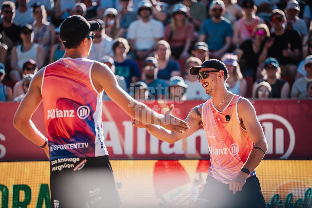 Beachvolleyball | Männer | Allianz German Beach Tour 2025 | Tourstop Düsseldorf | 11.05.2025 | v.l. Sven Winter und Lukas Pfretzschner