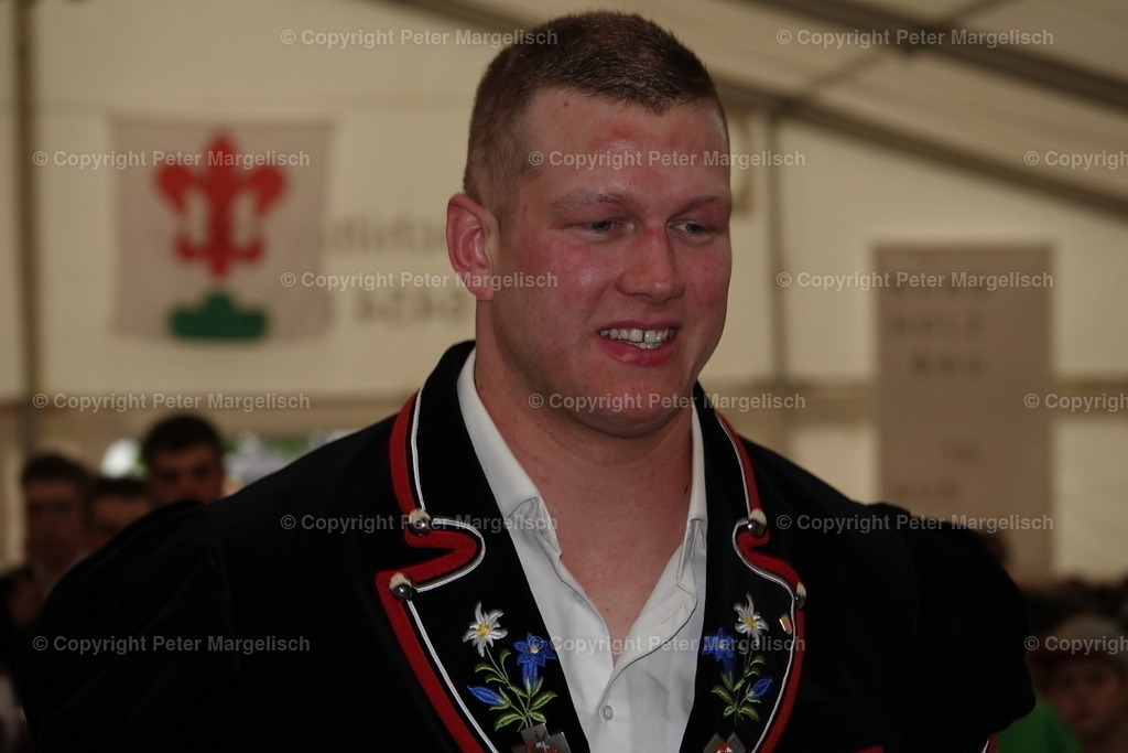 DSC04685 | Schwingen - Realisiert mit Pictrs.com