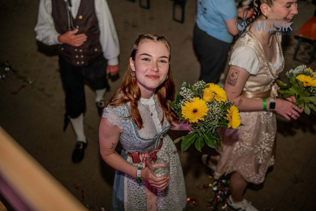 DSC_4480 | "Fussifoto.com – Ihr Ansprechpartner für hochwertige Fotografie! Entdecken Sie kreative Bilder und professionelle Dienstleistungen. Kontaktieren Sie uns für Ihre Projekte!"