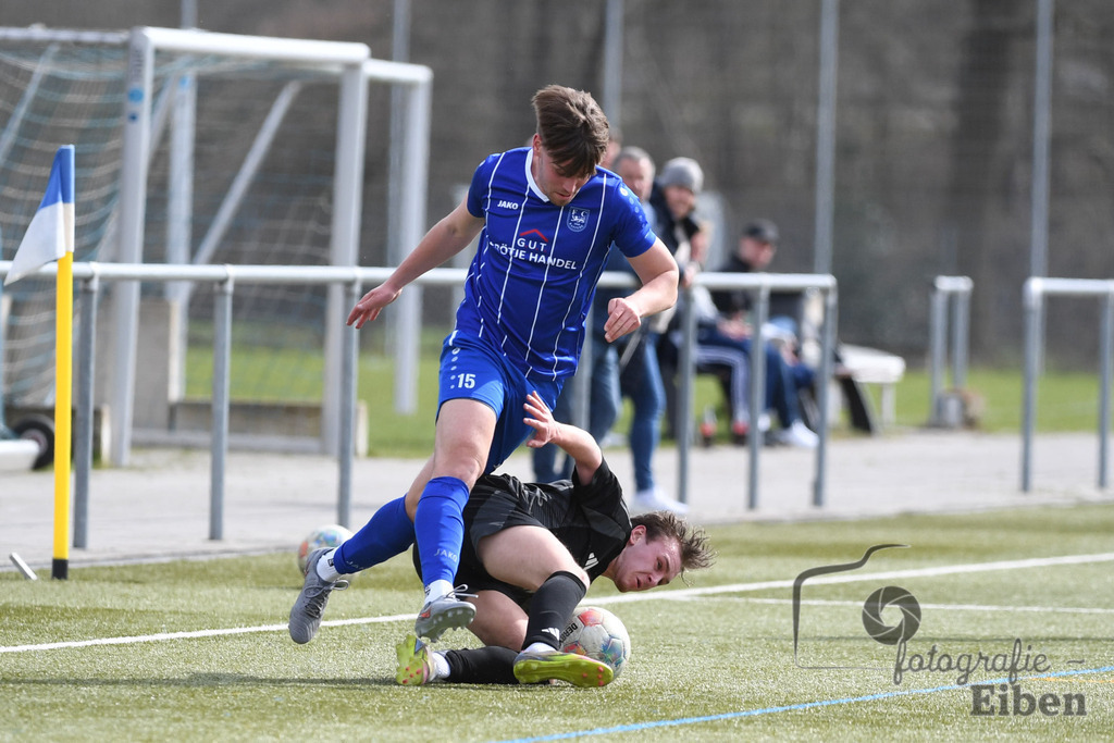 FC Rastede-VFl Stenum | Herren Bezirksliga 2; FC Rastede (blau)-VFL Stenum (schwarz) am 29.03.2026 in Rastede (Sportanlage Köttersweg), Photo: Philip Eiben 2026 - Realisiert mit Pictrs.com