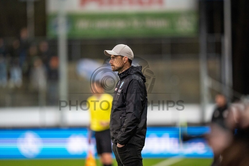 SV Stuttgarter Kickers vs. SGV Freiberg, Fussball, WFV-Pokal, Viertelfinale, 17.03.2026 | Marco Wildersinn (Trainer SV Stuttgarter Kickers),SV Stuttgarter Kickers vs. SGV Freiberg, Fussball, WFV-Pokal, Viertelfinale, 17.03.2026Foto: photosbyphips/Philip Ziegler