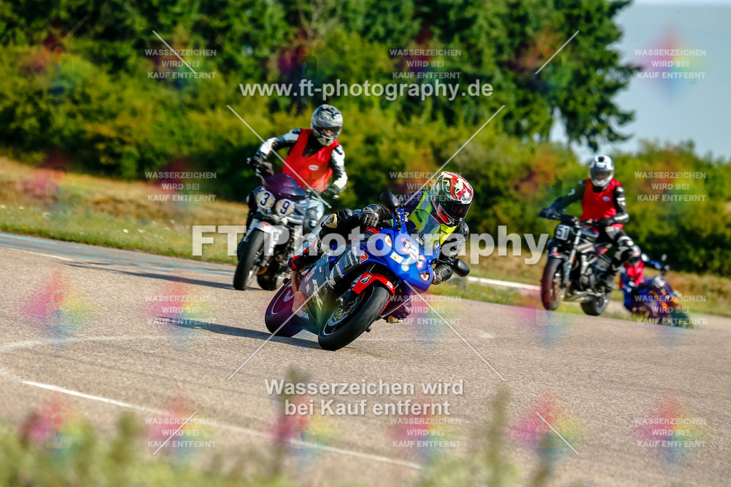 Chambley Juli-0485 | Hier findet Ihr Bilder von Touristenfahrten auf der Nürburgring Nordschleife oder von anderen Veranstaltungen die ich besucht habe. Viel Spass beim Durch Schauen 