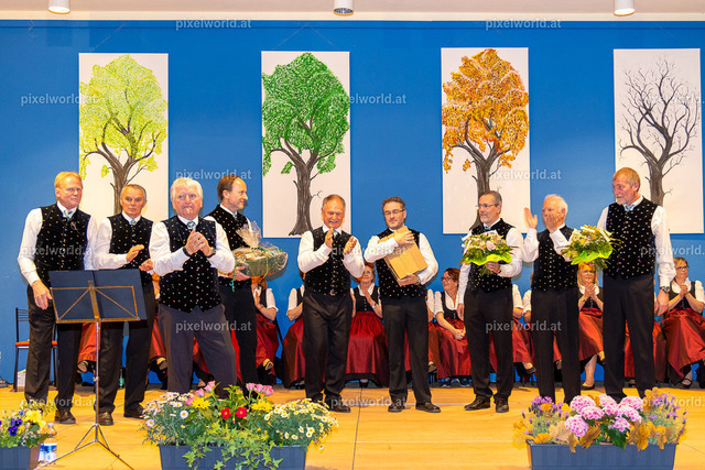 Doppelquartett Höfling - Gsungen und gspielt durchs Jahr | Bildershop von pixelworld.at - Realisiert mit Pictrs.com