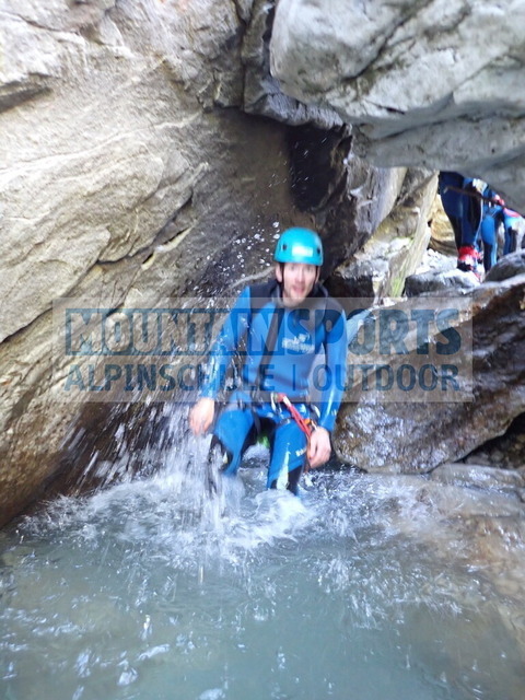 P9230024 | Bestelle die Bilder deines Berg- oder Wasser-Abenteuers mit Mountain Sports bequem von zu Hause aus direkt über unseren Online Fotoshop von pictrs.com. - Realisiert mit Pictrs.com