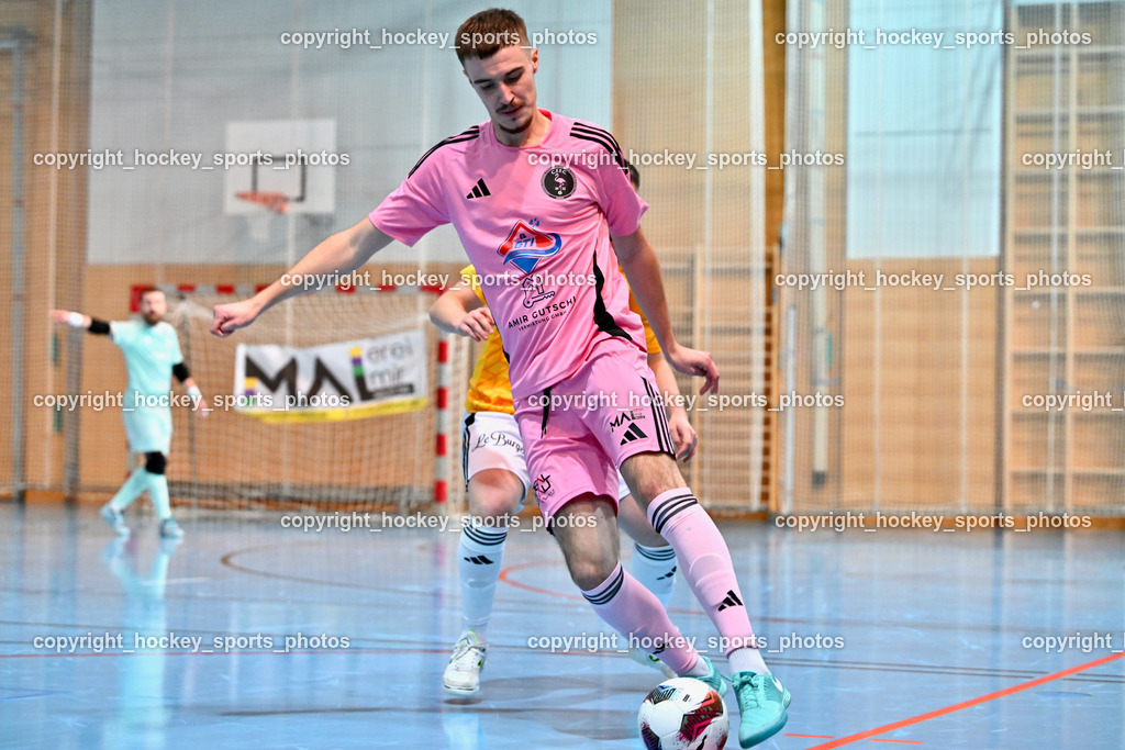 Carinthia Flamengo Futsal Club vs. FC Ljuti Krajisnici | #2 Faris Buljubasic Carinthia Flamengo, Carinthia Flamengo Futsal Club vs. FC Ljuti Krajisnici, Carinthia Flamengo Futsal Club vs. FC Ljuti Krajisnici am 05.01.2025 in Klagenfurt (Ballspielhalle Viktring), Austria, (Photo by Bernd Stefan)