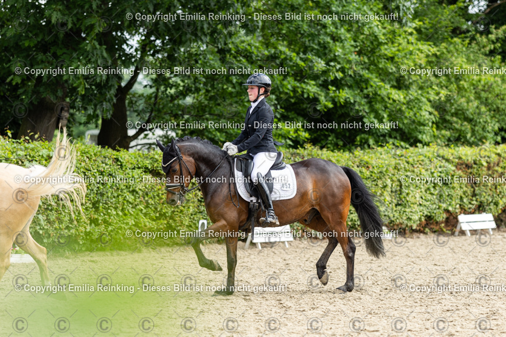 CL5A6124 | Emilia Reinking Fotografie - Realisiert mit Pictrs.com