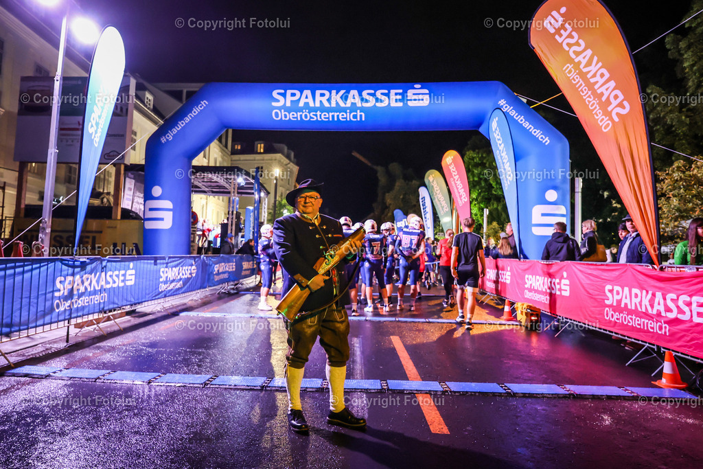 A-BINDER_20250925_0117 | LINZ, AUSTRIA,25.Sept.25 - NIGHT RUN LINZ. Image shows Photo: Sportmediapics.com/ Manfred Binder