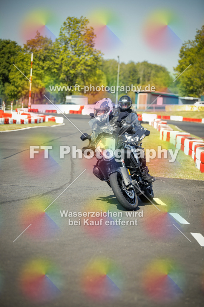 OBK_Mai_Volker_Adam-10356 | Hier findet Ihr Bilder von Touristenfahrten auf der Nürburgring Nordschleife oder von anderen Veranstaltungen die ich besucht habe. Viel Spass beim Durch Schauen 
