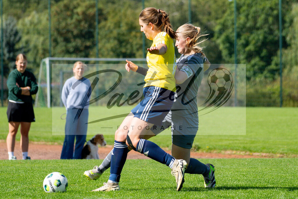 20260906_RULSVK_0478 | Fußball, Frauen:   beim Spiel der Kreisliga zwischen SG Rulle/Haste vs. SV Kettenkamp am 06.09.2026 im Stavermann-Sportpark in Rulle/Wallenhorst, Deutschland.(Foto von Nico Paetzel) - Realisiert mit Pictrs.com